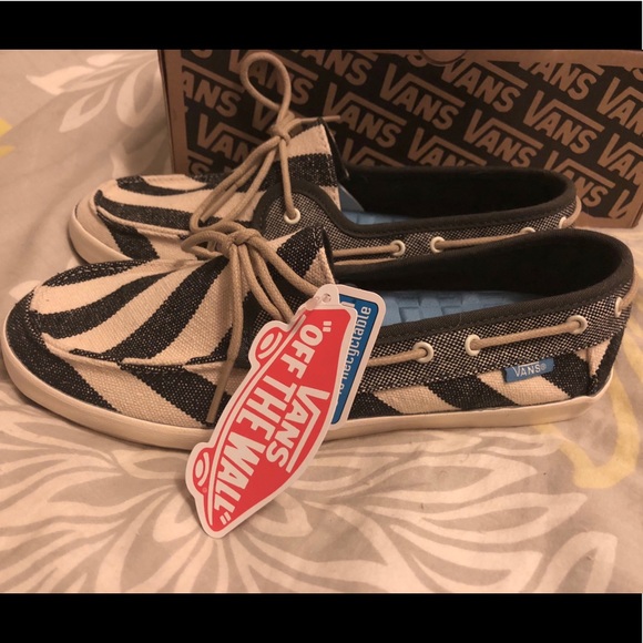 🚫SOLD🚫 Vans Chauffette Striped Canvas Boat Shoes - Picture 3 of 6
